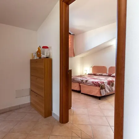Attico Vista Mare Apartament La Caletta